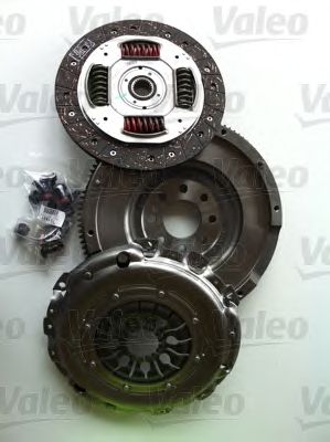 Kit Rigido Valeo (Volante Rigido + Embrague + Jgo. Tornillos, NO Incluye Cojinete) Referencia: 835020